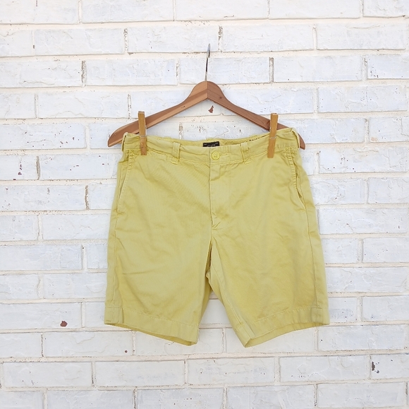 J. Crew Stanton Shorts Yellow size 30 - Picture 1 of 4